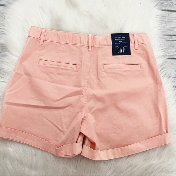 GAP Pink khaki shorts - Picture 2 of 4